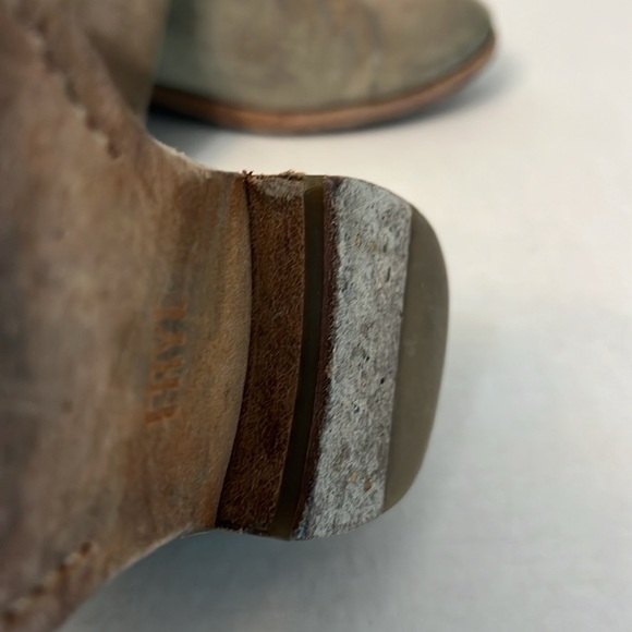 FRYE WOMENS CARA PICKSTITCH MID BOOT 8 - Picture 13 of 16